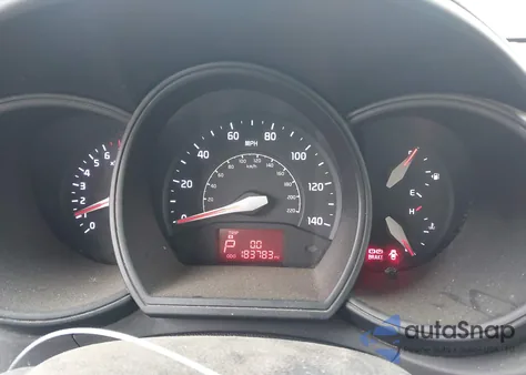 2015 Kia Rio Lx z USA, uszkodzony, nr VIN KNADM4A32F6489820